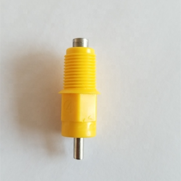 चीन में निर्मित ब्रॉयलर ब्रीडर चिकन के लिए स्वचालित पोल्ट्री निपल पीने वाला 6