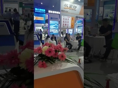 1-99 ग्राम फीडिंग मात्रा प्लास्टिक सामग्री के साथ स्वचालित पोल्ट्री फीडर डिवाइस