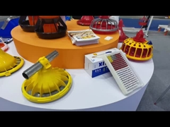 चिकन फीडिंग लाइन 50-100 मुर्गियां/घंटा ±2 ग्राम पोल्ट्री पोषण के लिए सटीकता