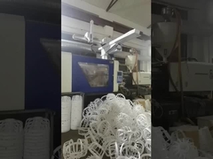 1-99 ग्राम फीडिंग मात्रा प्लास्टिक सामग्री के साथ स्वचालित पोल्ट्री फीडर डिवाइस